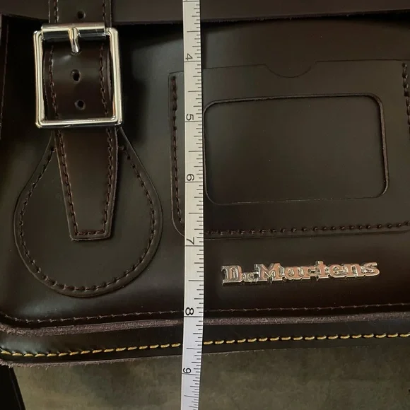 Chocolate Brown Leather Crossbody Messenger Bag, Like New - Picture 7 of 9